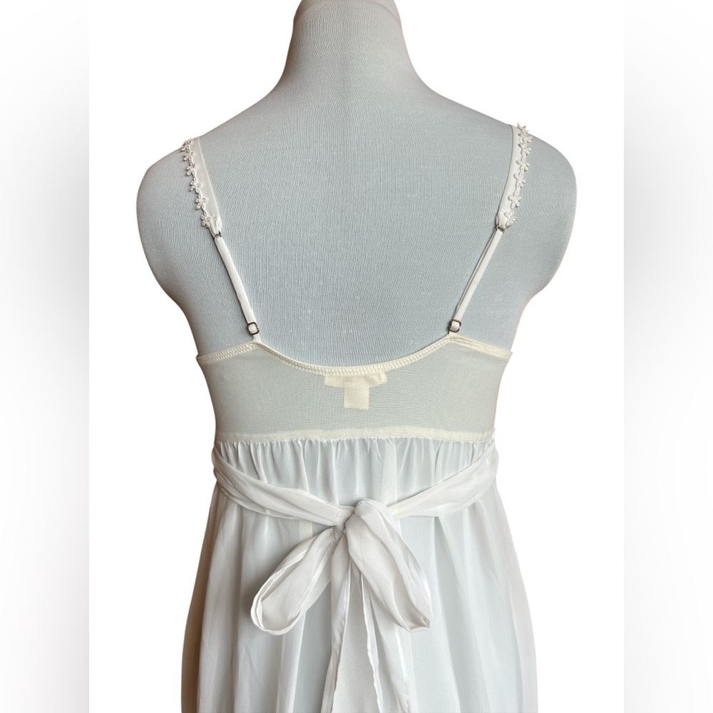 Vintage 1990’s Flora Nikrooz White Chiffon Nightgown Size Small - Picture 6 of 10